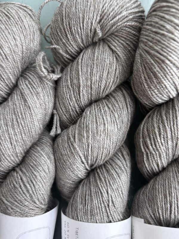 Tibetan 4 ply Yak - Afbeelding 3